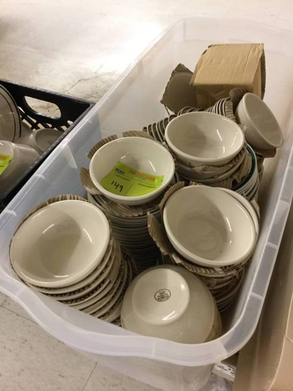 lot 149 image: Bowls