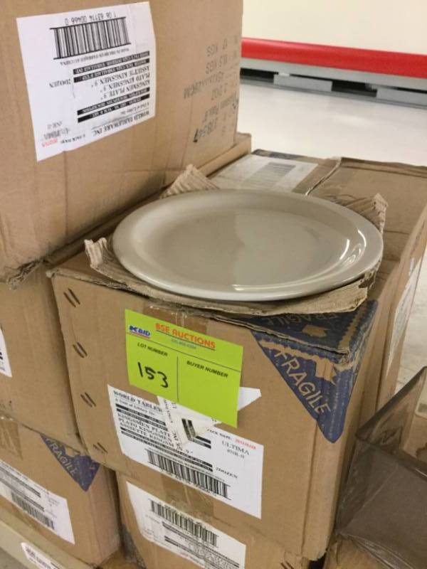 lot 153 image: Dinner Plates