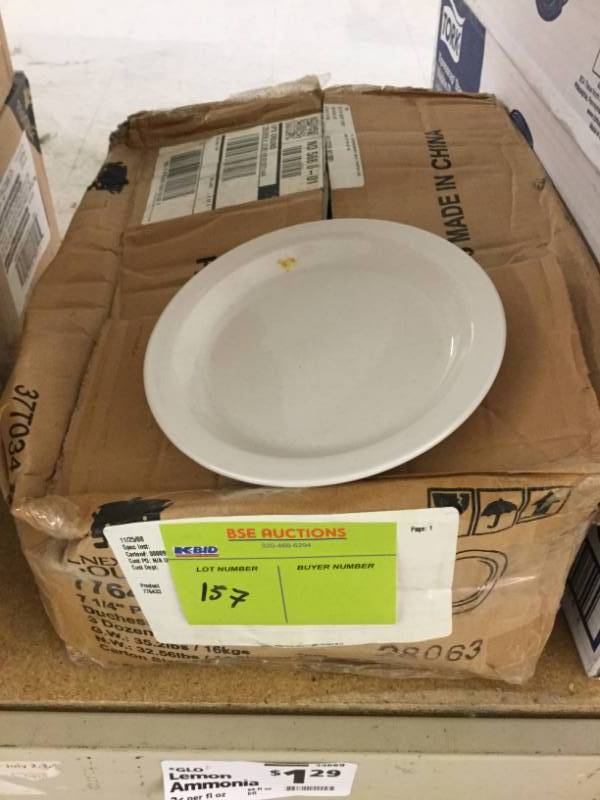 lot 157 image: Dinner Plates