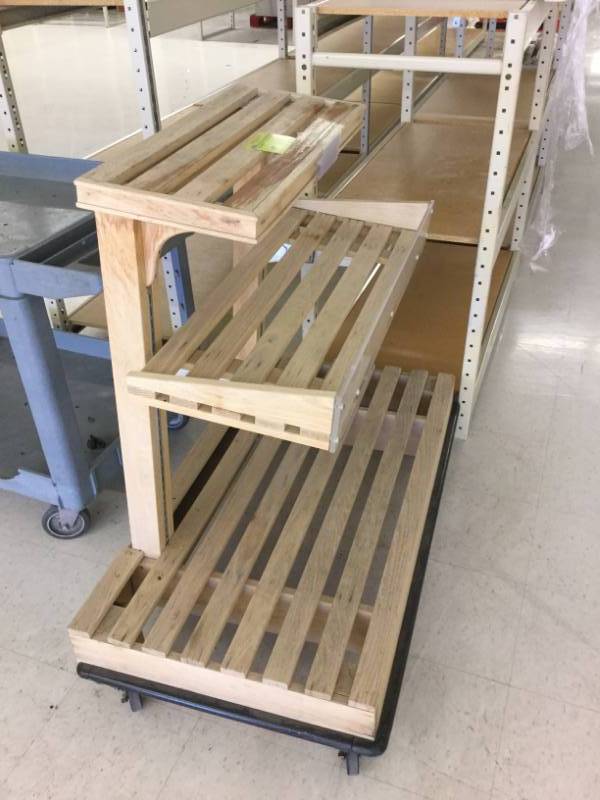 lot 159 image: Display Rack