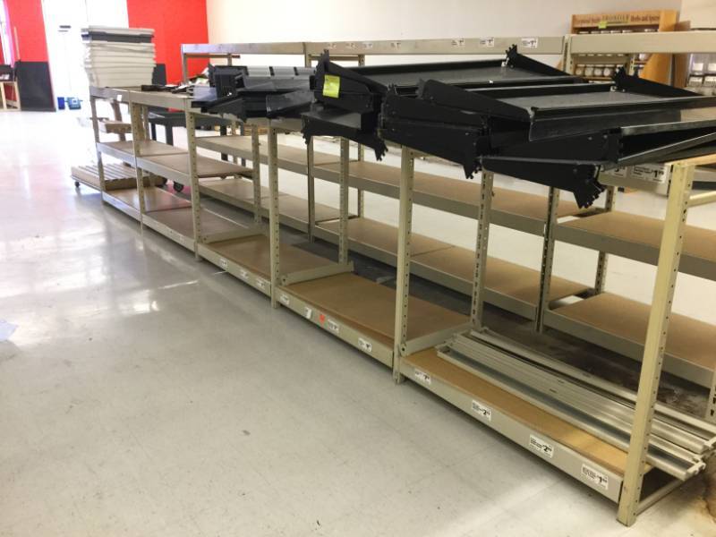lot 161 image: Adjustable Racking