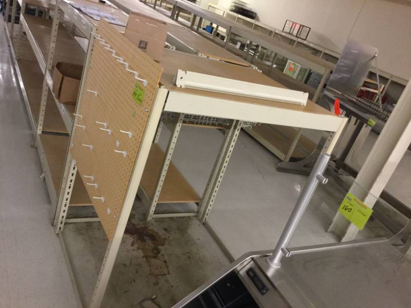 lot 190 image: Adjustable Racking