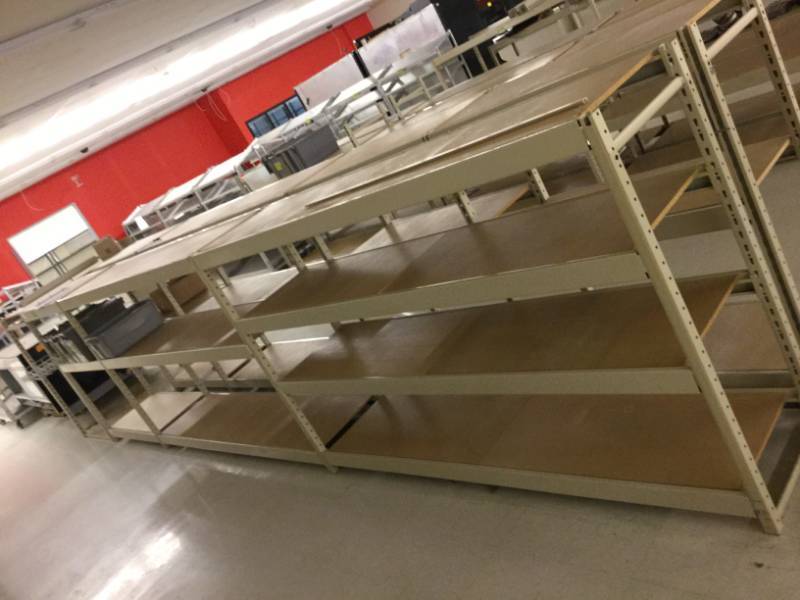 lot 191 image: Adjustable Racking