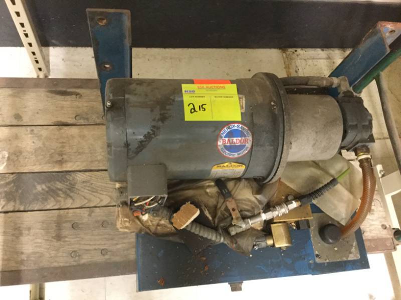 lot 215 image: Hydraulic pump
