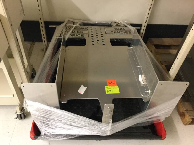 lot 218 image: Misc Aluminum Display