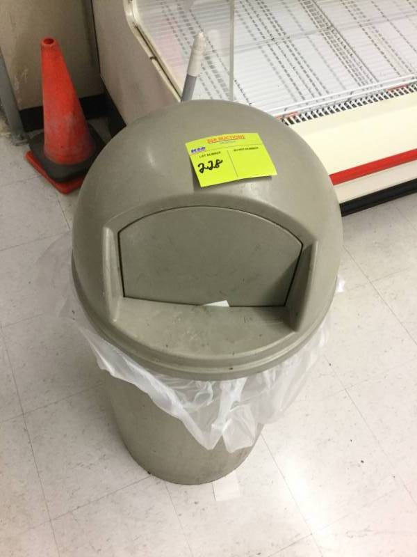 lot 228 image: Garbage Can