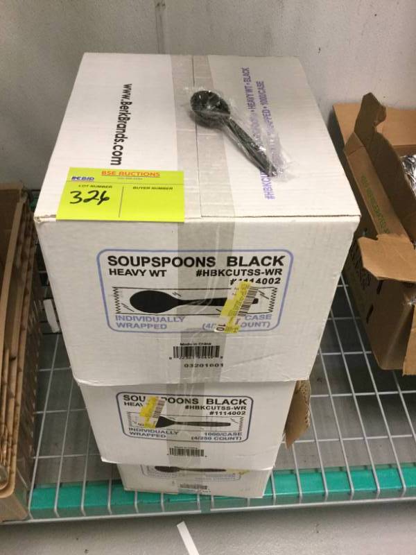 lot 326 image: 3- New Cases of Plastic Spoons