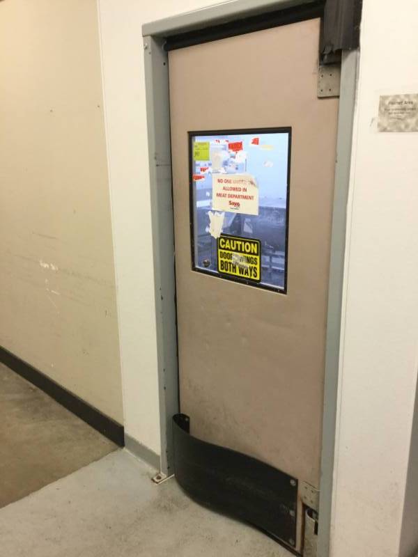 lot 341 image: 36 x 84 Insulated Double Acting Swing Door.