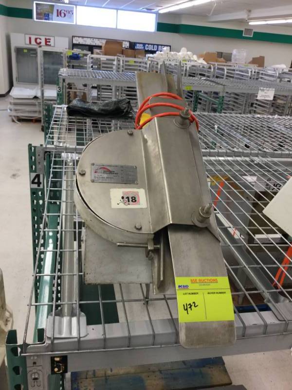lot 472 image: Bun Slicer