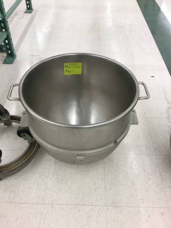 lot 523 image: 80 Qt Planetary Mixer Bowl