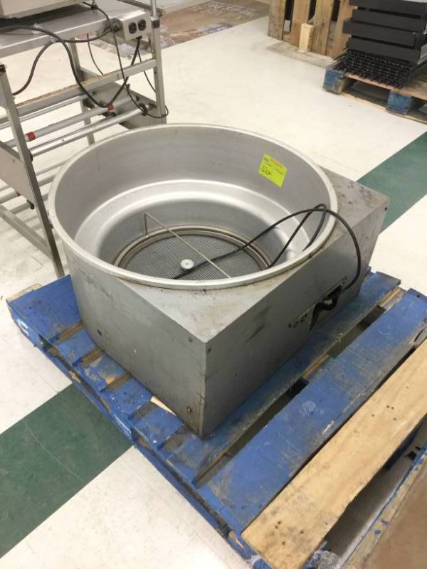 lot 527 image: Grease Filter