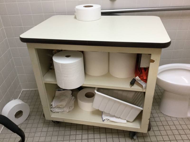 lot 542A image: Bathroom Storage Organizer