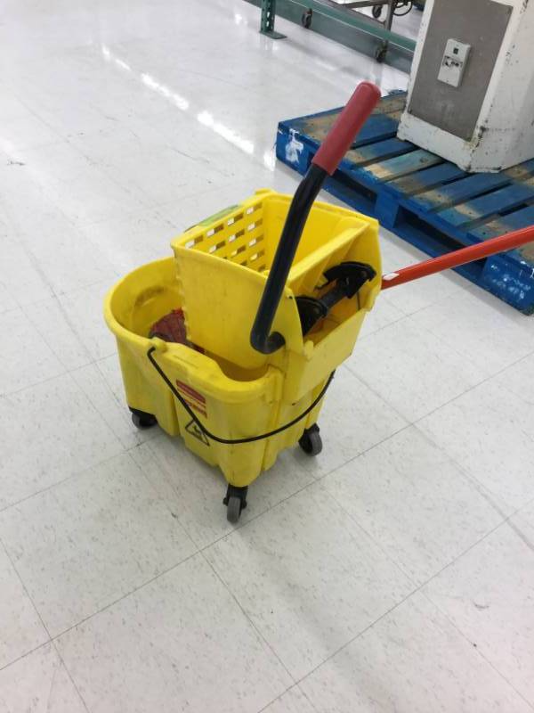 lot 544 image: Mop & Mop Bucket