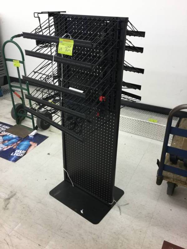 lot 558 image: Lighted Display Stand