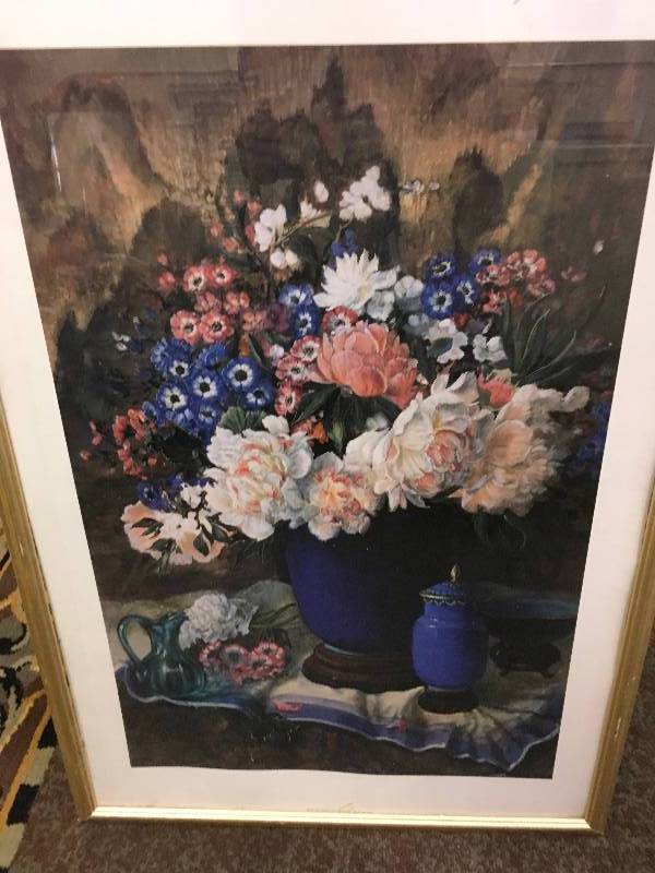 lot 10 image: Flower Picture