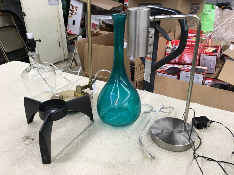 lot 155 image: Misc Lamps
