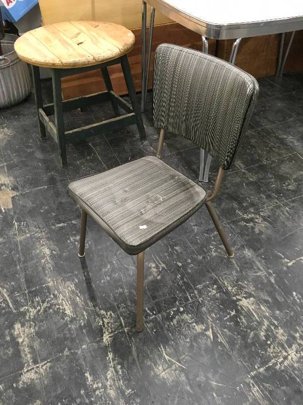 lot 167 image: Silver Chair