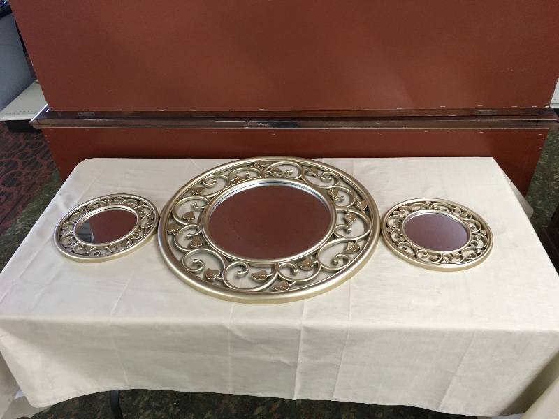 lot 223 image: Three Mirrors