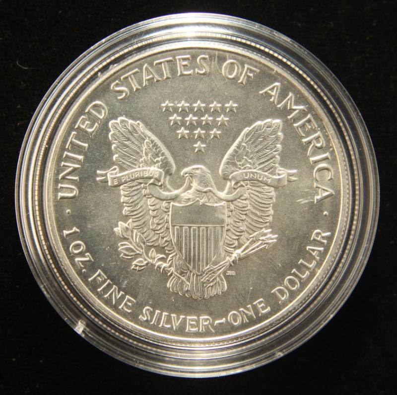 1993 AMERICAN SILVER EAGLE 1 TROY OZ. .999 FINE SILVER IN AIRTITE