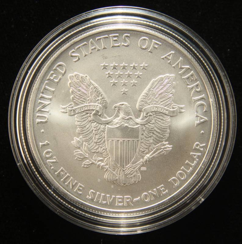 2004 AMERICAN SILVER EAGLE 1 TROY OZ. .999 FINE SILVER IN AIRTITE