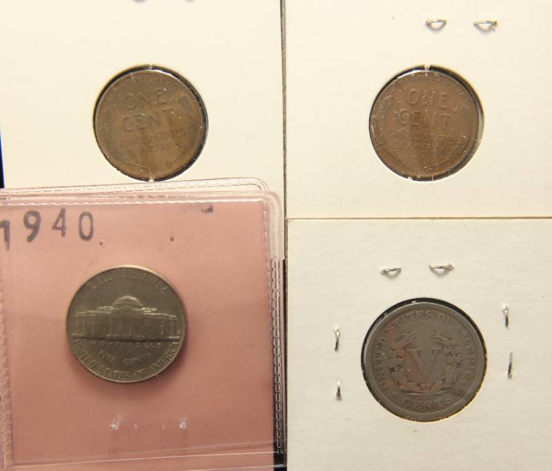4 COINS 1940 1907 NICKELS 1940 1940-D WHEAT CENTS