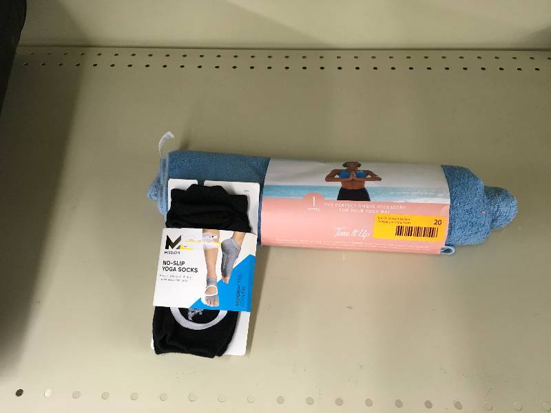 lot 20 image: Yoga Towel & Yoga Socks, Retail $23.99