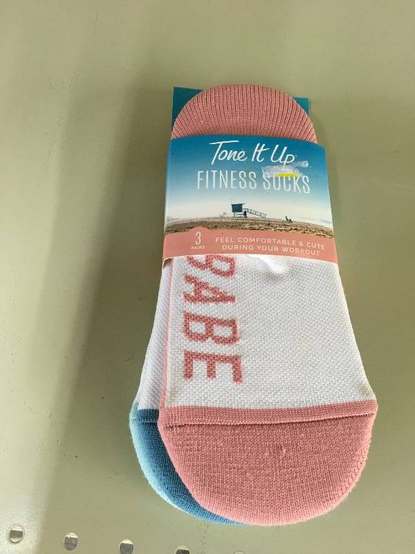 lot 27 image: Kids Tone It Up Fitness Socks 3pk Set, Retail $9.99