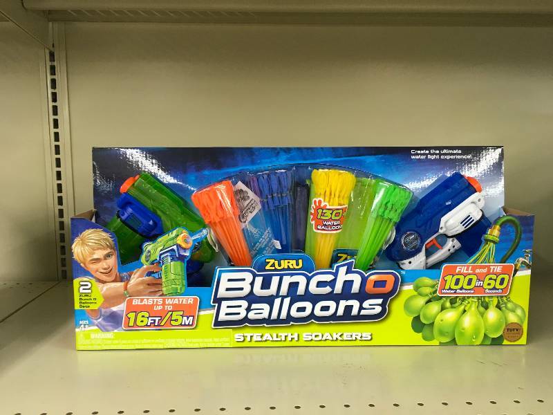 lot 61 image: Zuru Bunch O Balloons Stealth Soakers, Retail $19.99