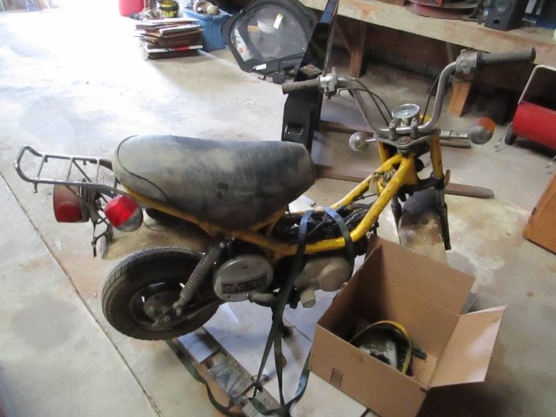 lot 14 image: 76 Yamaha 80