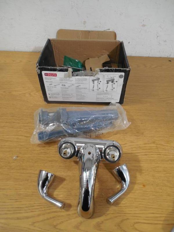 lot 49 image: Delta Classic 4 in. Centerset 2-Handle Bathroom Faucet in Chrome