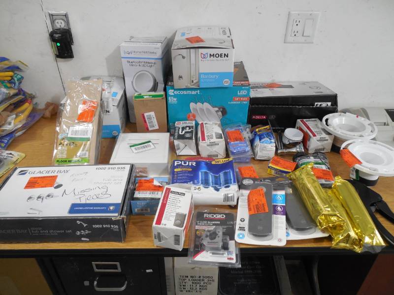 lot 56 image: ASSORTED HANDYMAN LOT