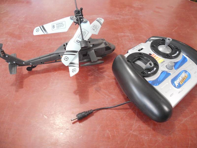 lot 83 image: Adventure Force Remote Elite Helicopter