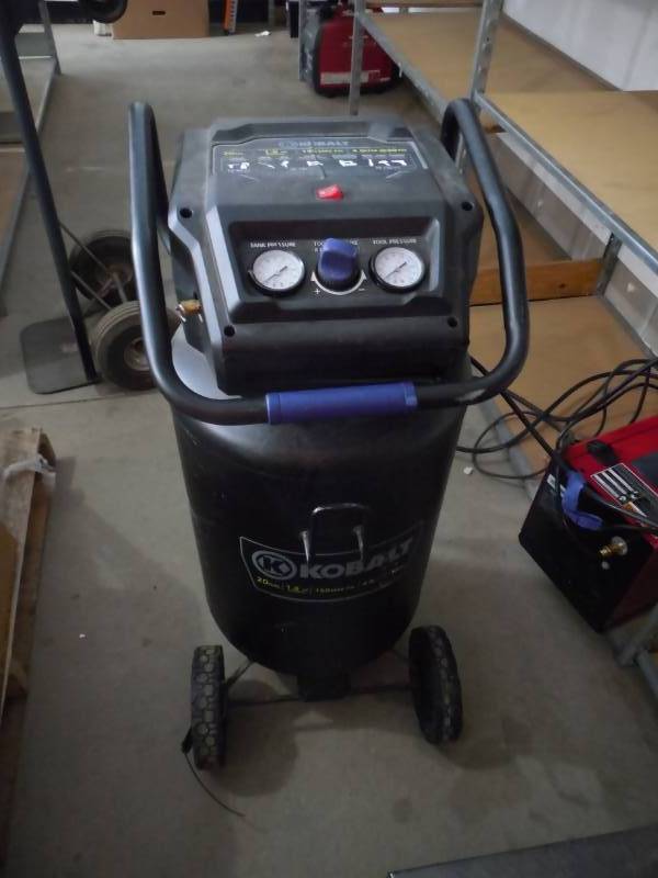 lot 90 image: Kobalt 20-Gallon Portable Electric Vertical Air Compressor