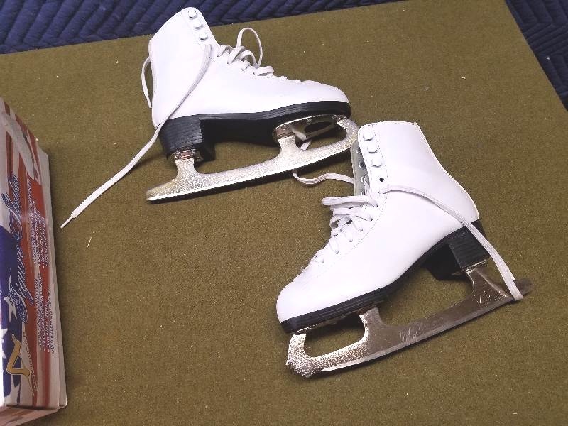 Girls American Figure Skates
