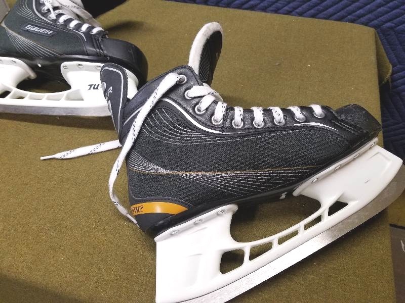 Bauer Supreme One 20 Ice Skates
