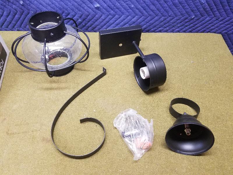 Outdoor Wall Lantern