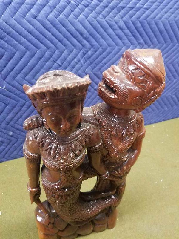 Statue