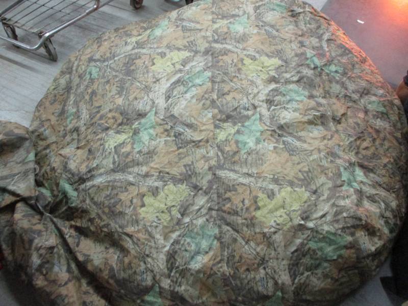 lot 32 image: CAMO ATV Cover