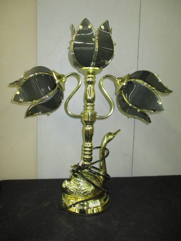 lot 80 image: Touch Lamp, does work
