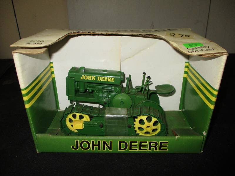 lot 89 image: John Deere Lindeman Crawler