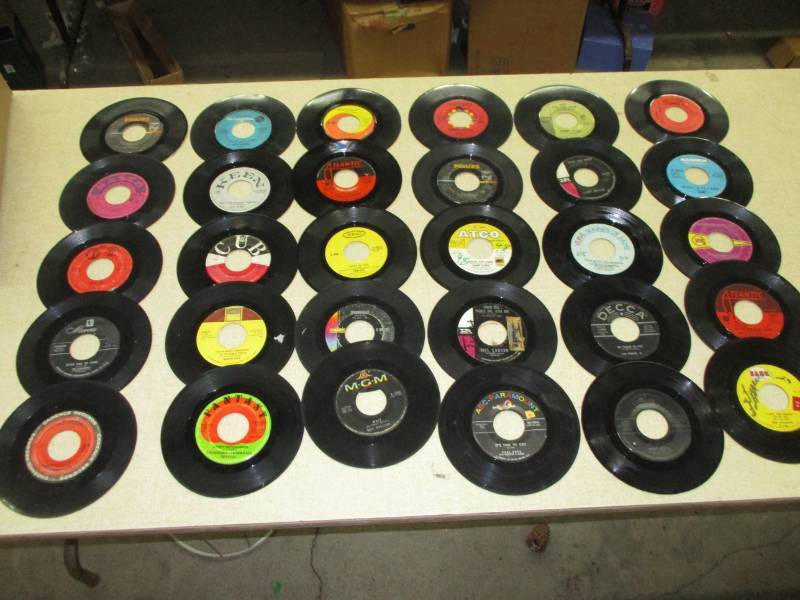 lot 107 image: 30- 45records