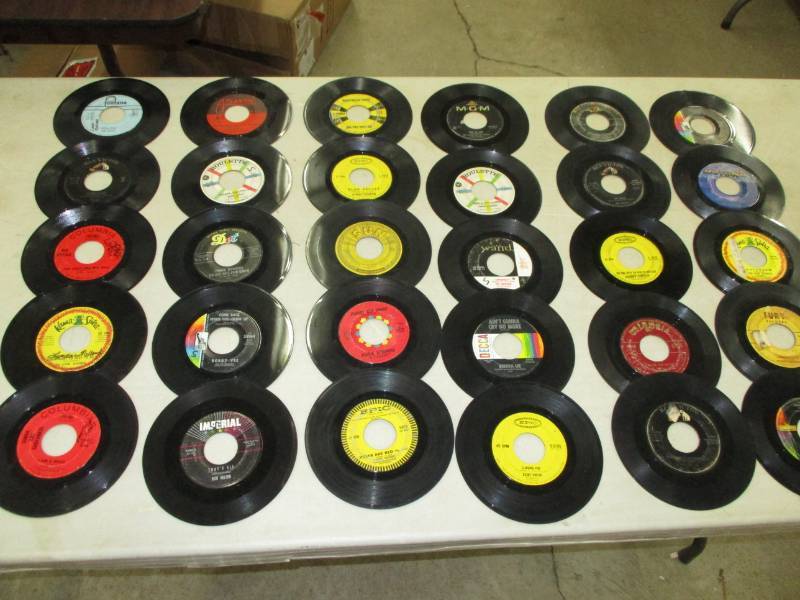 lot 108 image: 30- 45records
