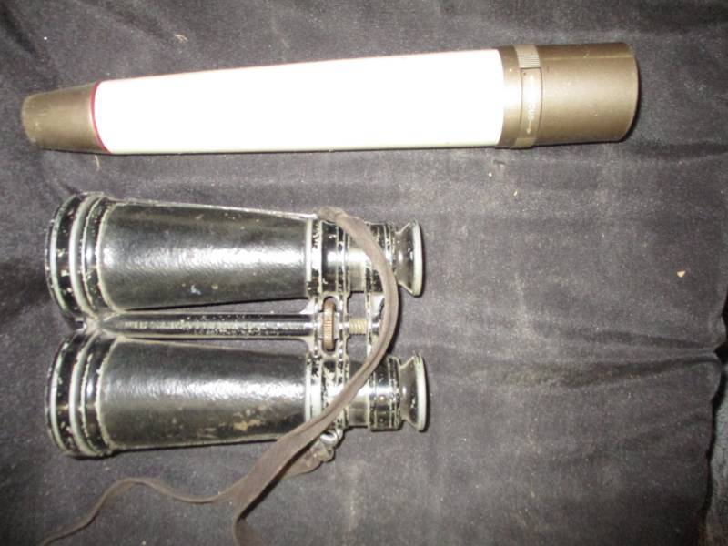lot 150 image: Old Binoculars, scope