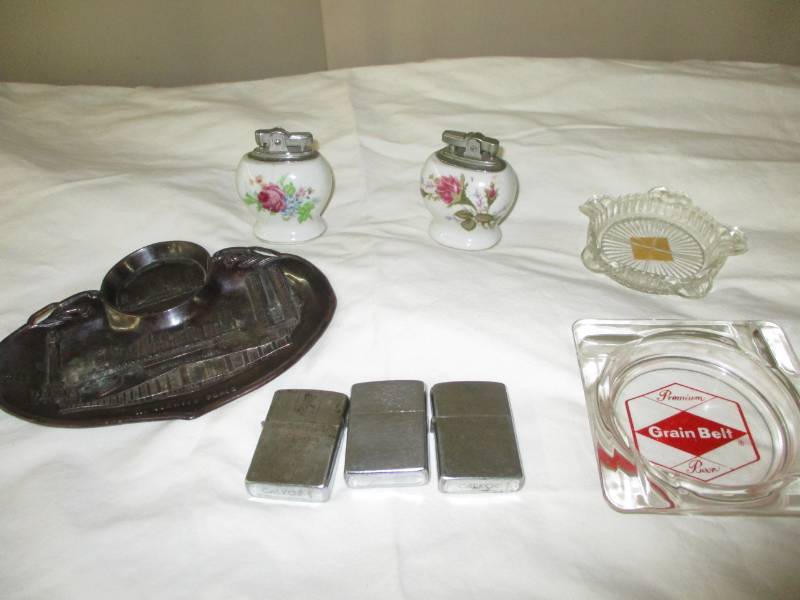 lot 182 image: Lighters and ashtrays