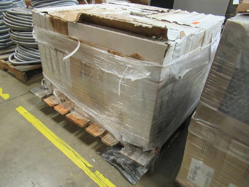lot 71 image: 24 Cases of Coversource 20 x 20 Series II Cream Floor Tile - 6 pieces per case (15.72 sq ft.case), A55320202P6