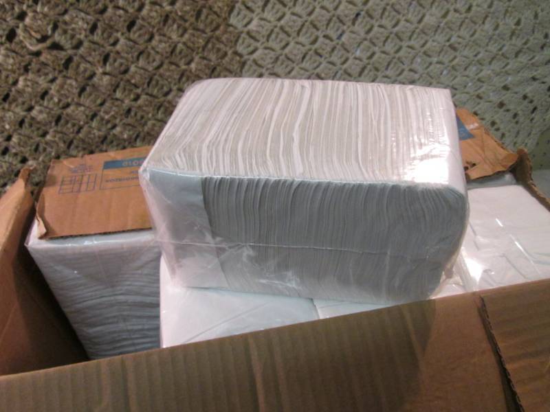 Case of 4000 White Dixie Beverage N...