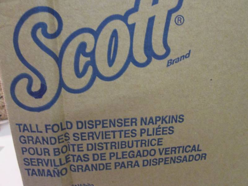 Case of 10,000 Scott Brand Tall Fol...