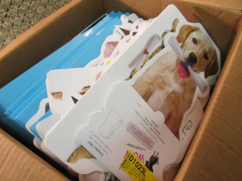 Large Lot of Graduation Decor Cards...