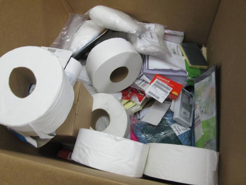 lot 47 image: Large Box of Mixed Items - see imag...