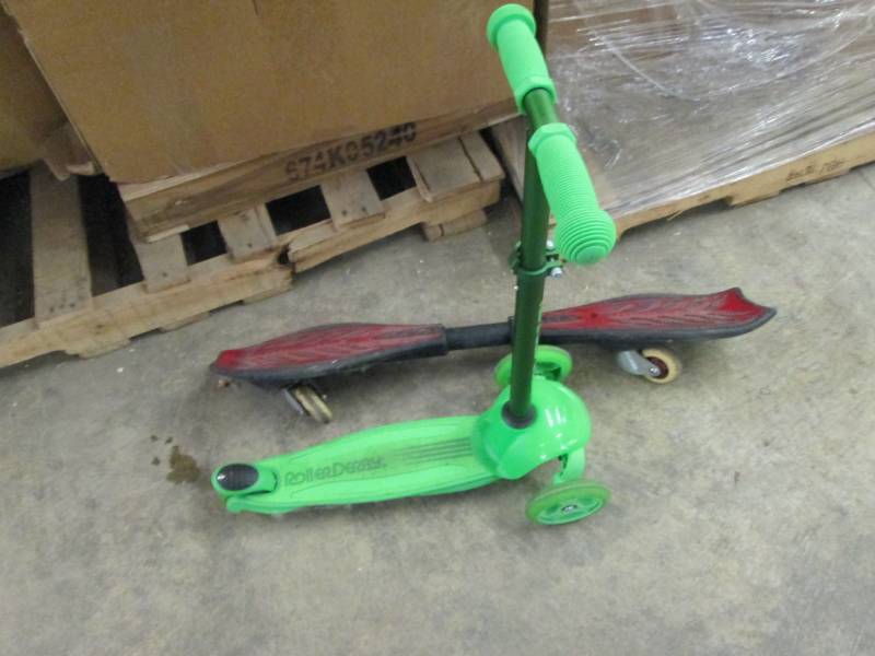 lot 52 image: RollerDerby Scooter, Ripstick...